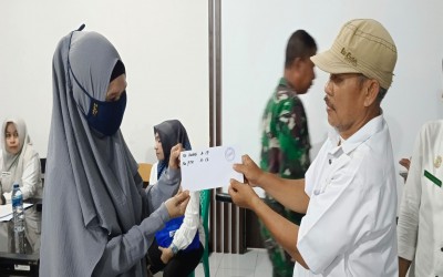 Operasikan Bangunan Pasar Baru, Disdagrin Banggai Laksanakan Pencabutan Lot Untuk Pedagang